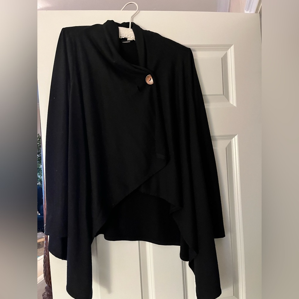 Chic Black Women's Cardigan